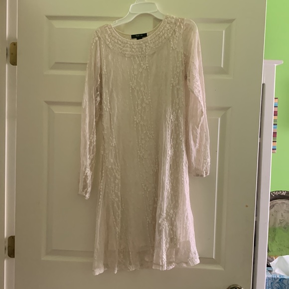 Style & Co. - Picture 1 of 2